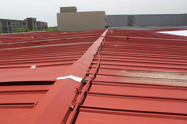 彩鋼瓦翻新價格：彩鋼瓦翻新噴漆技術哪家好？